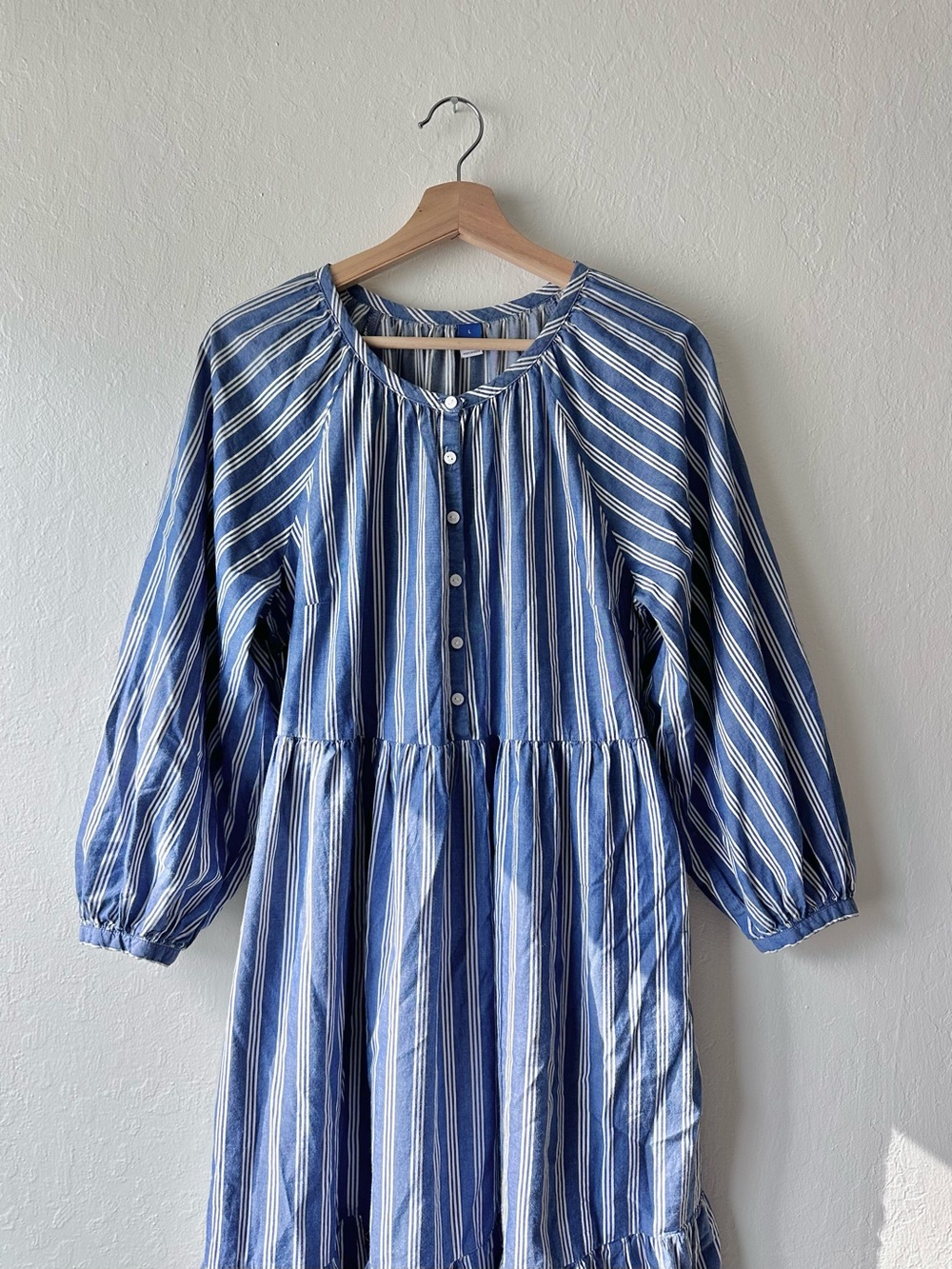 Old navy blue & white striped all day maxi dress women’s large coastal grandma - Picture 2 of 9